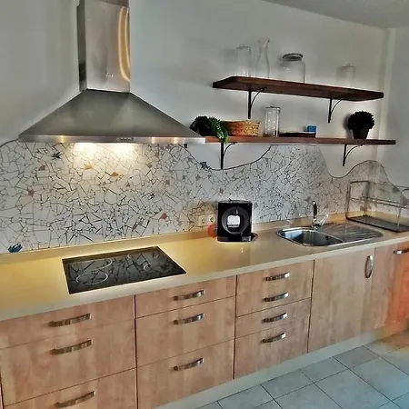 Caleta House * 科斯塔卡莱塔