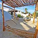 Caleta House * 科斯塔卡莱塔