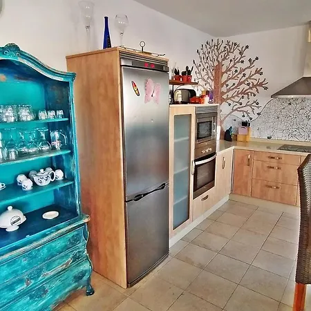 Caleta House
